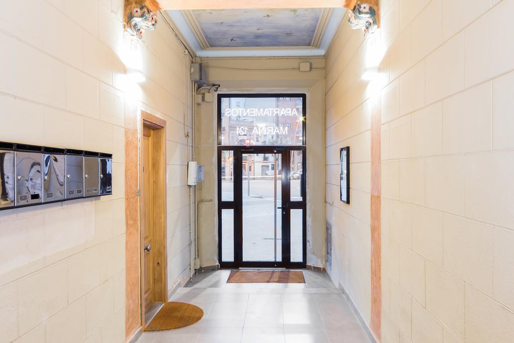 Barcelona Apartments Marina 124 Bagian luar foto