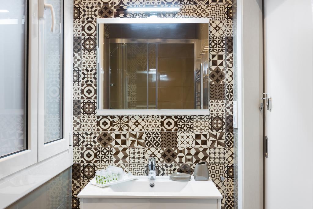Barcelona Apartments Marina 124 Bagian luar foto