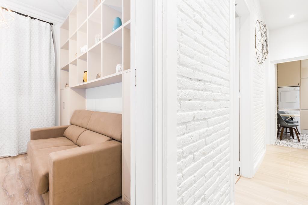 Barcelona Apartments Marina 124 Bagian luar foto